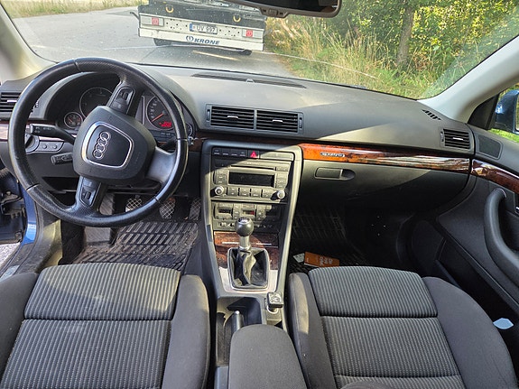 Audi A4 3 of 3