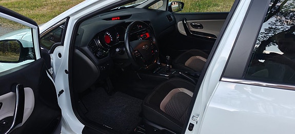 Kia Ceed 6 of 18