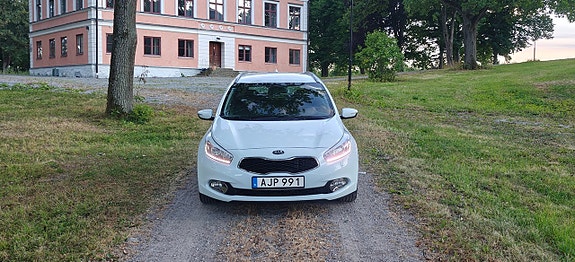 Kia Ceed 4 of 18