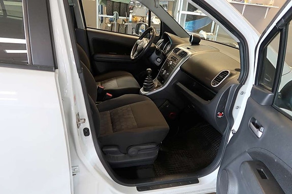 Suzuki Splash 7 of 12