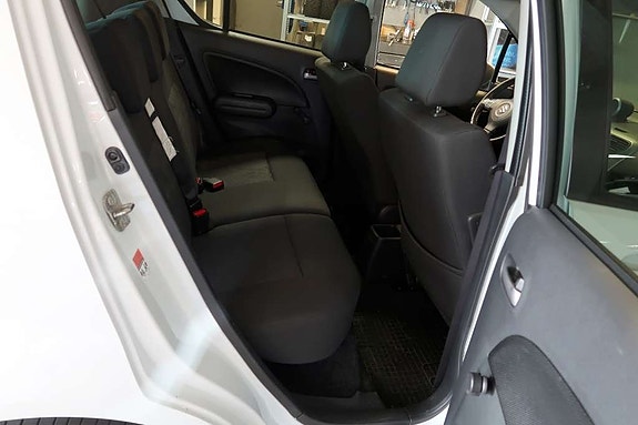 Suzuki Splash 8 of 12