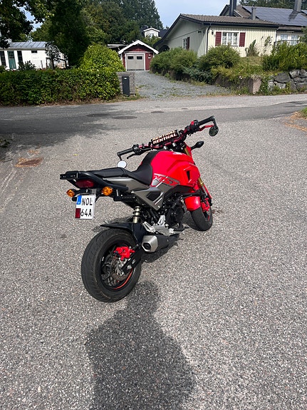 Honda MSX125 3 of 5