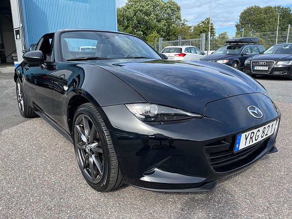 Mazda MX-5 3 of 26