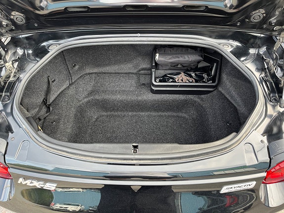 Mazda MX-5 13 of 26
