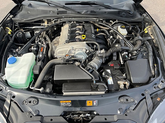 Mazda MX-5 12 of 26