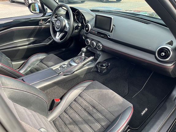 Mazda MX-5 16 of 26