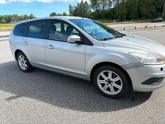 Ford Focus 8 of 10