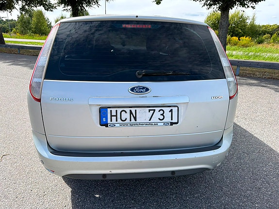 Ford Focus 3 of 10