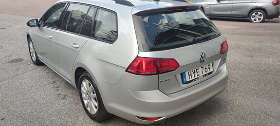 Volkswagen Golf VII 7 of 13