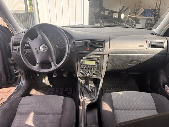 Volkswagen Golf IV 5 of 6