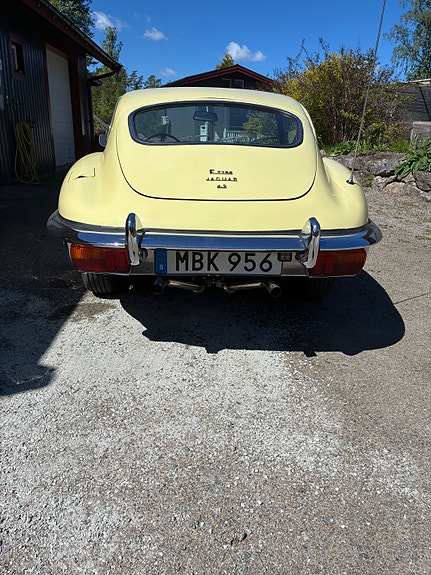 Jaguar E-TYPE 3 of 12