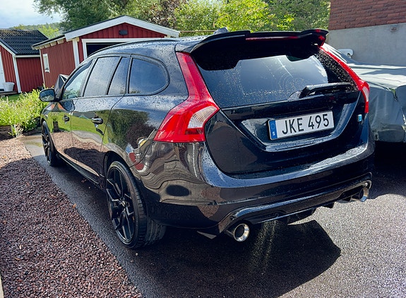Volvo V60 4 of 9