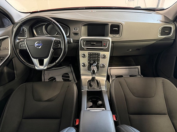 Volvo V60 13 of 21