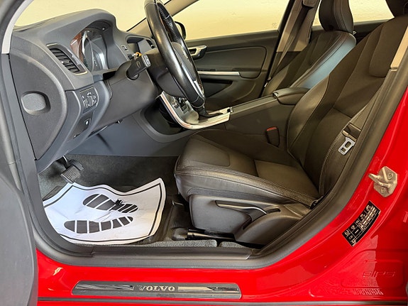 Volvo V60 7 of 21