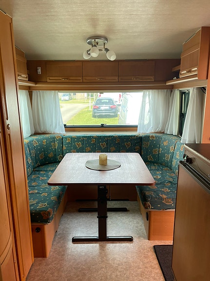 Adria Unica B 562 UL 3 of 7