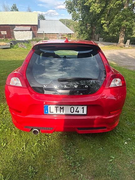 Volvo C30 2 of 6