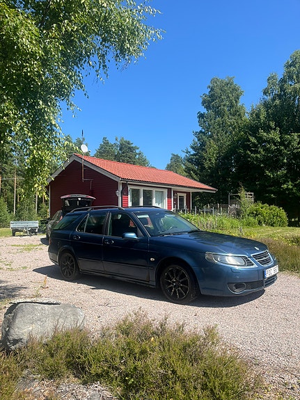 Saab 9-5 4 of 5