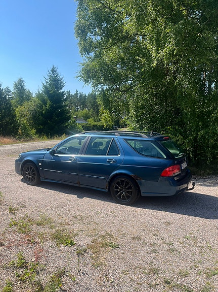 Saab 9-5 2 of 5