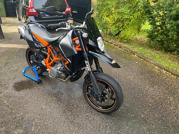 KTM 950 SUPERMOTO 72 KW 2 of 2