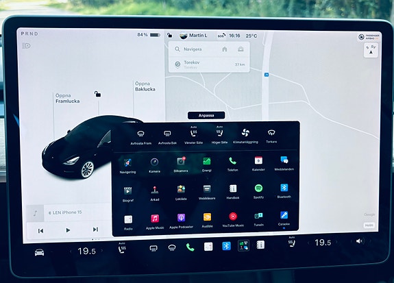Tesla Model 3 8 of 9