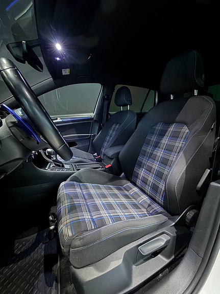 Volkswagen Golf I 13 of 19