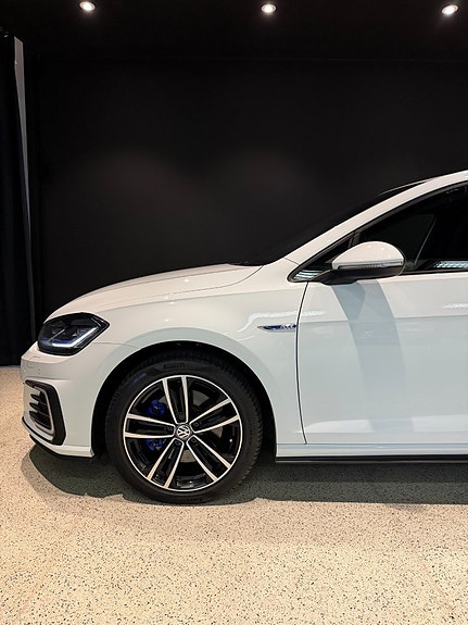 Volkswagen Golf I 5 of 19