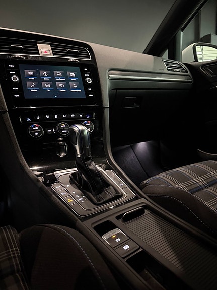 Volkswagen Golf I 15 of 19