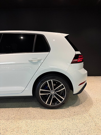 Volkswagen Golf I 4 of 19