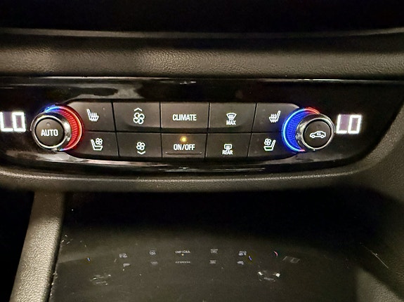 Opel Insignia 19 of 25