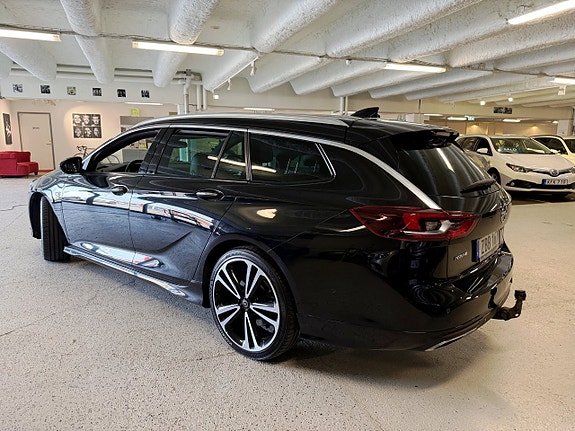 Opel Insignia 4 of 25
