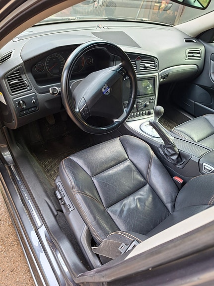 Volvo S60 4 of 7