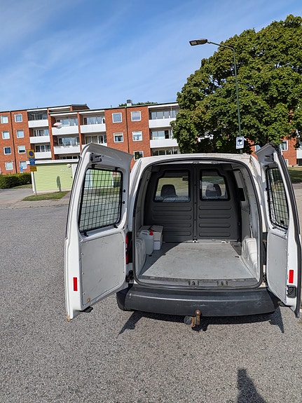 Volkswagen Caddy 2 of 9