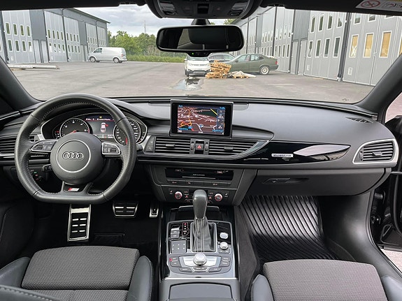 Audi A6 8 of 12