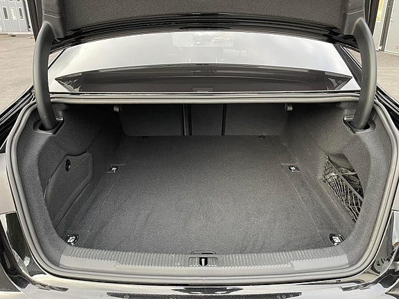 Audi A6 10 of 12