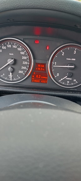 BMW X1 7 of 9