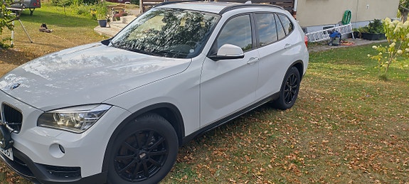 BMW X1 2 of 9