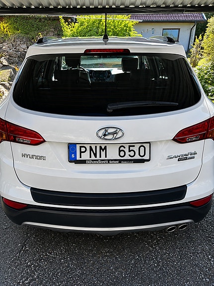 Hyundai Santa Fe 4 of 12