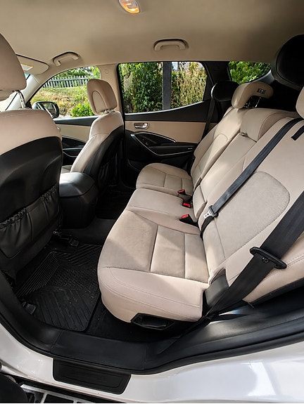 Hyundai Santa Fe 6 of 12