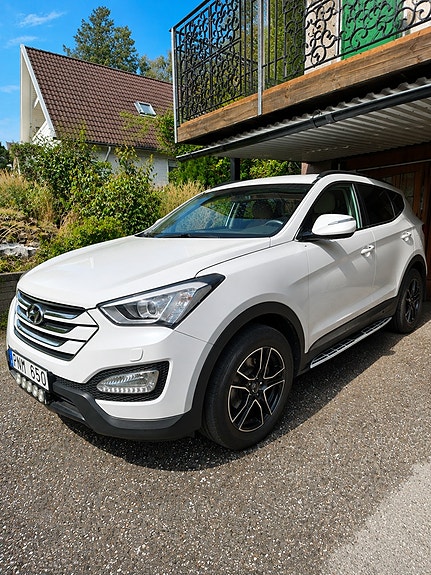 Hyundai Santa Fe 2 of 12