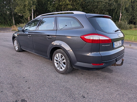 Ford Mondeo 3 of 17