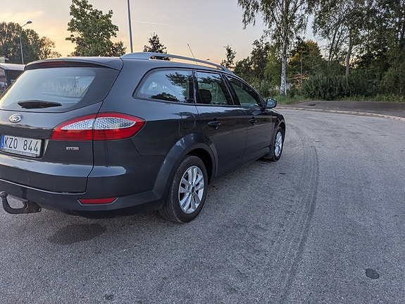 Ford Mondeo 7 of 17