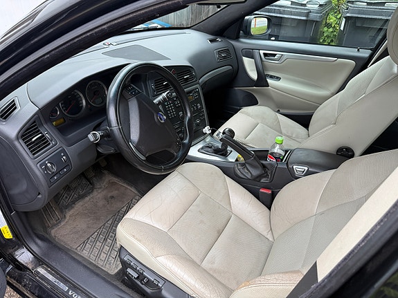 Volvo V70 7 of 10