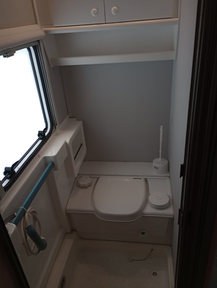 Knaus Sudwind/eifland 13 of 19