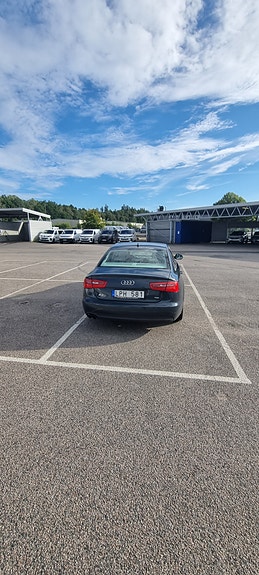 Audi A6 6 of 8