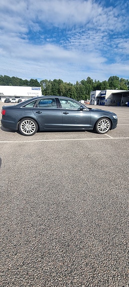 Audi A6 2 of 8