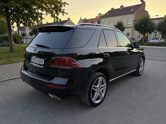 Mercedes-Benz GLE350 d 5 of 11