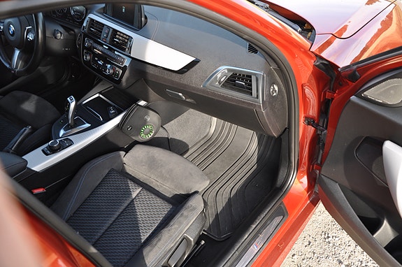 BMW 118i 13 of 17