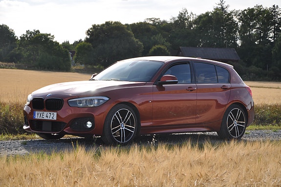 BMW 118i 7 of 17