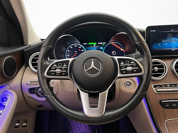 Mercedes-Benz C300 e 18 of 30