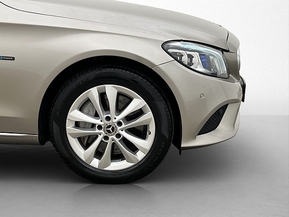 Mercedes-Benz C300 e 10 of 30